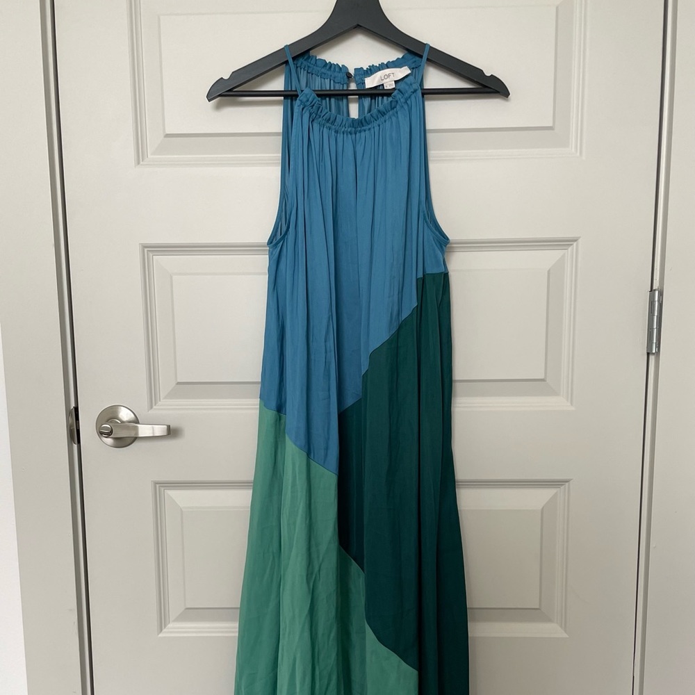 Loft long maxi dress size M